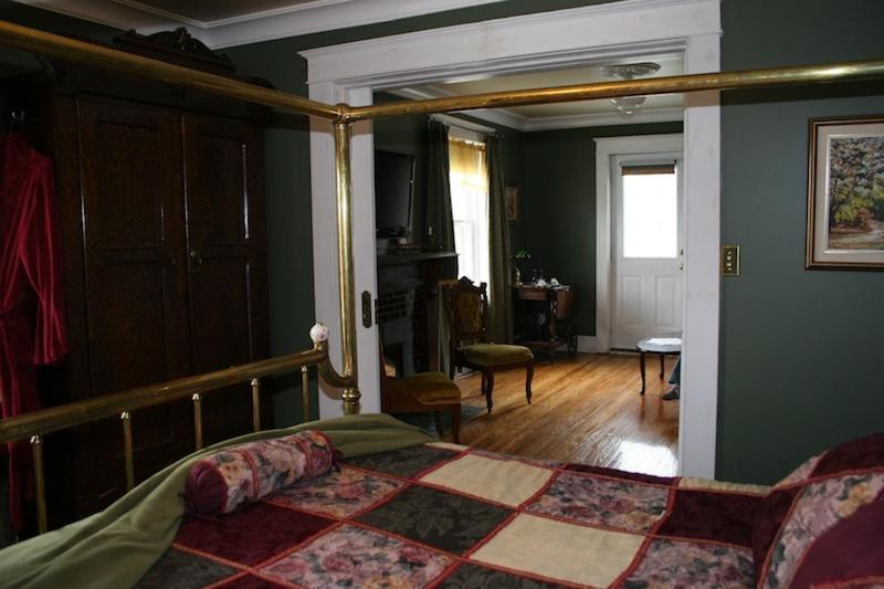 Wakamow Heights Bed And Breakfast Moose Jaw Exterior foto